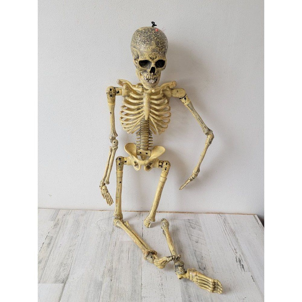 Vintage‎ Paper magic 1998 AS IS animated skeleton Halloween hanging prop decor